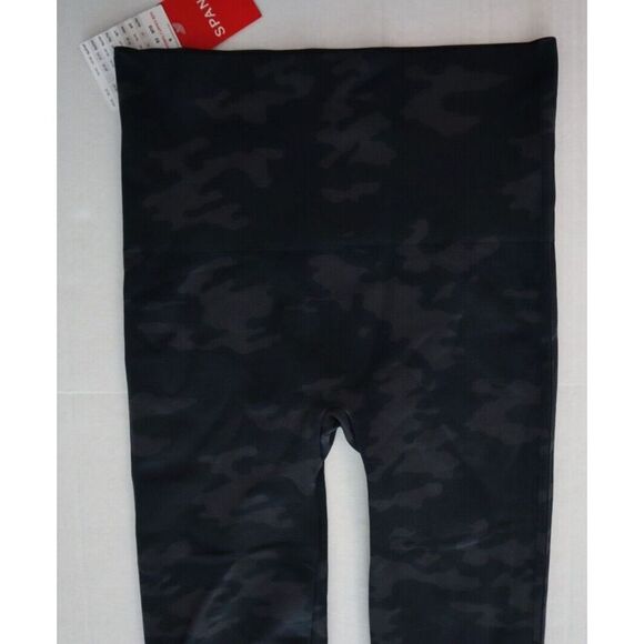 Spanx FL3515 Sz S (2-4) Black Camo Look at Me Now High-Waisted Seamless Leggings - Picture 6 of 11
